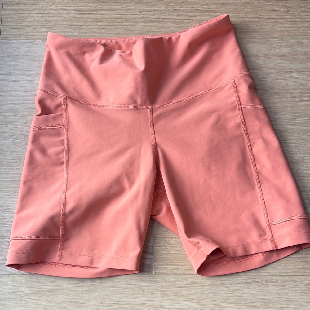 High Rise Bike Shorts w/ Pockets